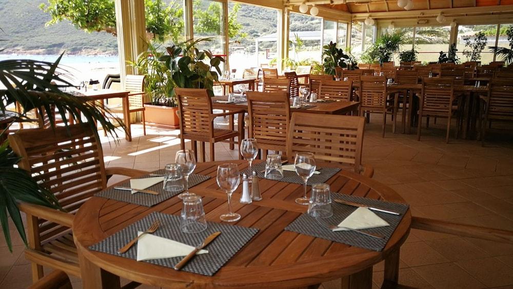 Hotel-Restaurant Marina Di Lava - Grand Ajaccio Appietto Dış mekan fotoğraf